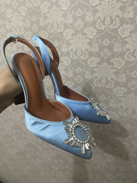 Новый туфли вооьще не одевала размер мне не подошел