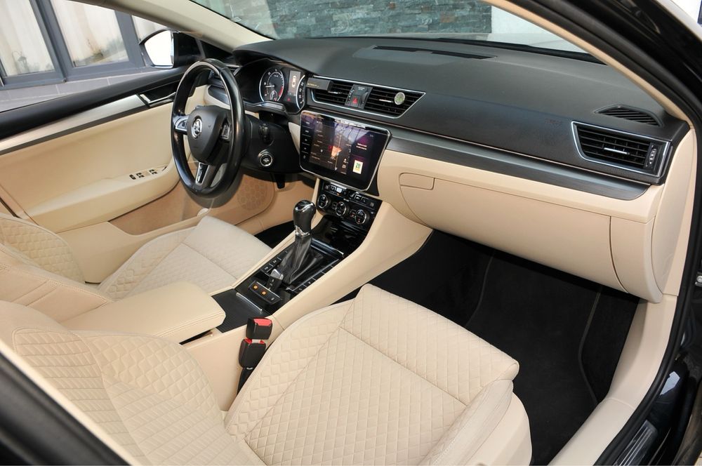 Vand skoda Superb 2019 stare impecabila accept orice test autorizat .