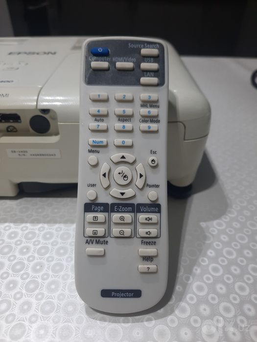 Проэктор EB-X400