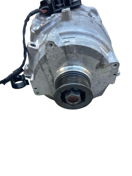 Стартер Алтернатор Audi A6/A7/A8/Q8 3.0 TFSI 4N1903028