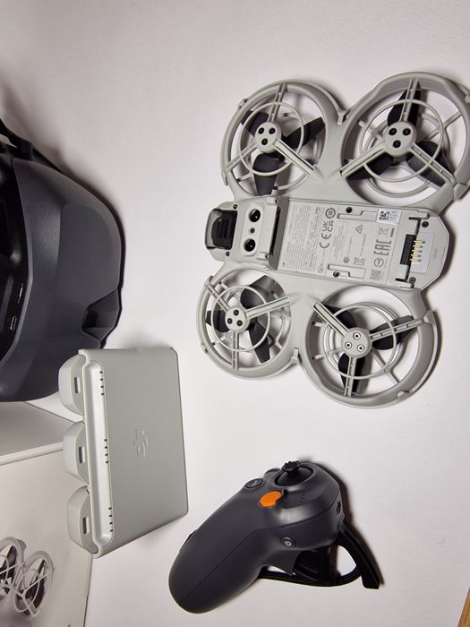 DJI Neo Motion Fly Combo