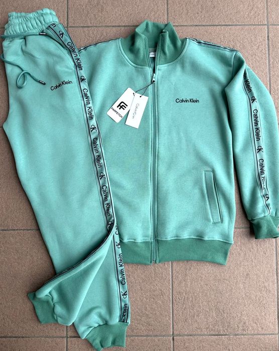 Trening de dama Calvin Klein! Verde