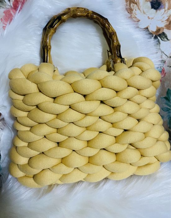 Ръчно плетена чанта "маршмелоу"