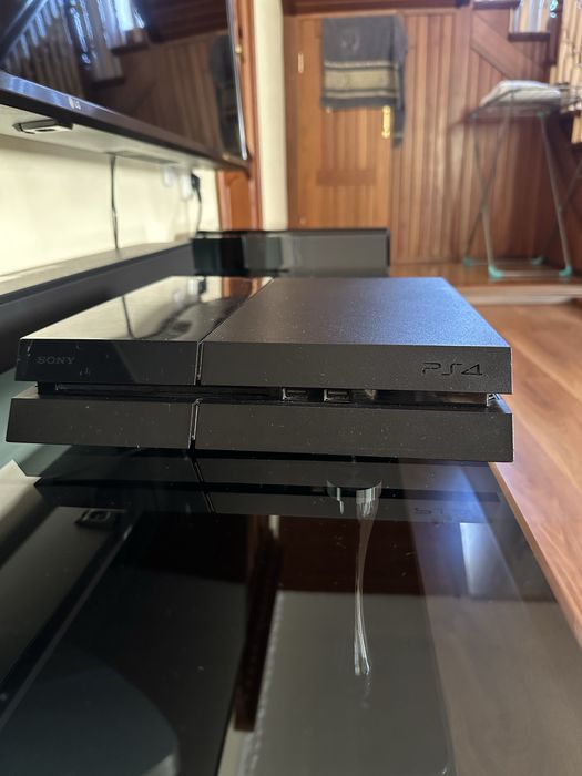 Playstation 4 Fat