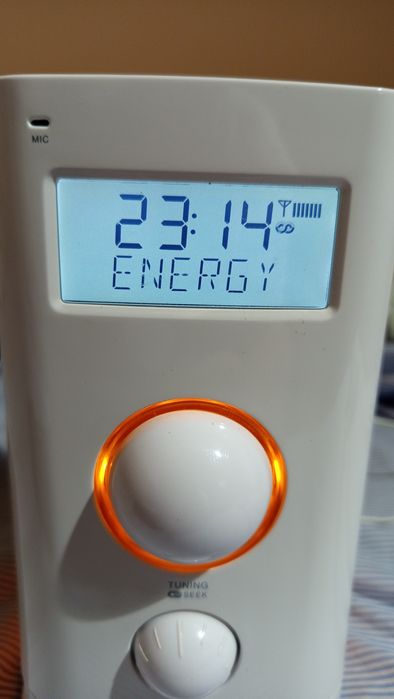 Радио часовник/нощна лампа