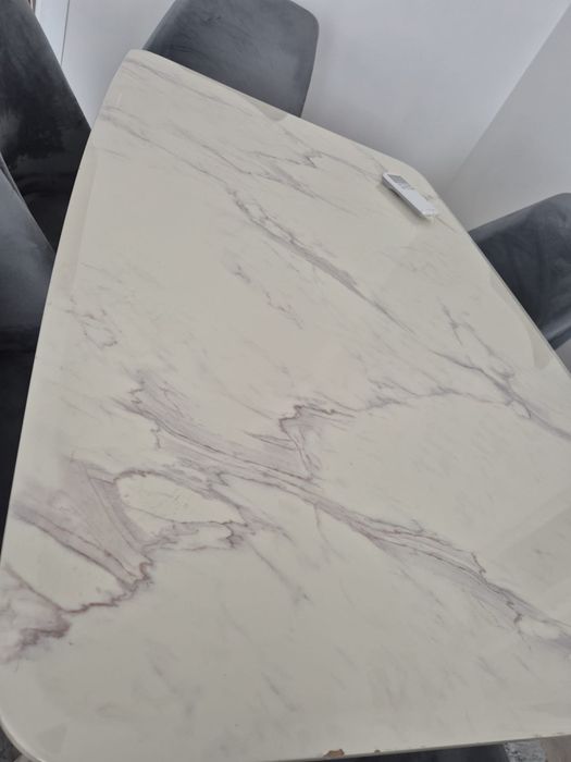 Маса за трапезаря със 6 стола