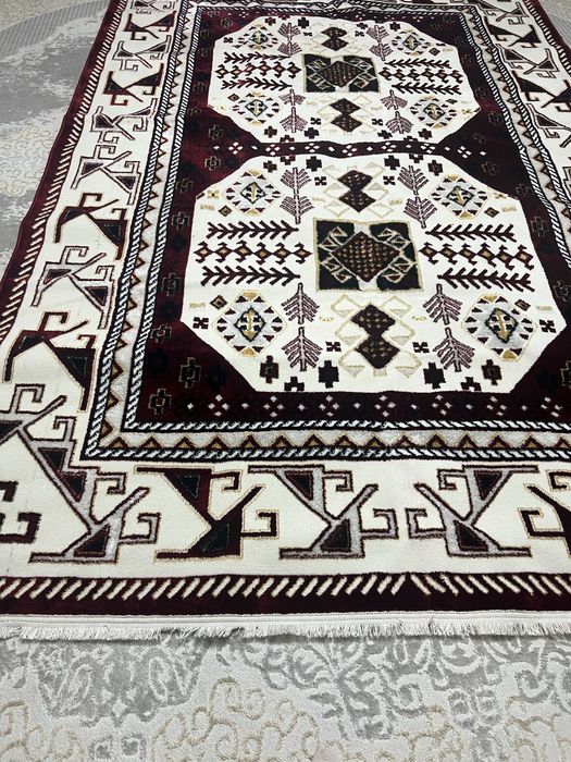 Ковер 2на 3 новый