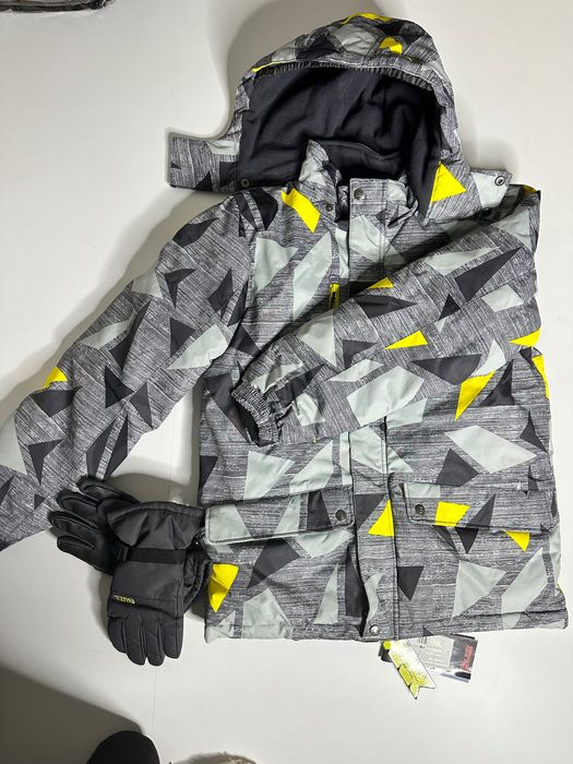 Горнолыжный костюм