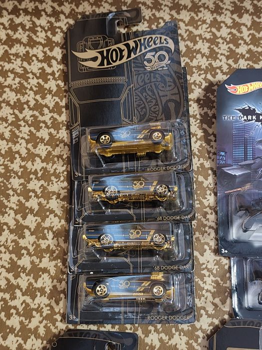 Нови колички Hot wheels 50th anniversary 93 броя