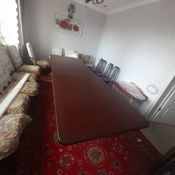 Қонақ бөлмеге арналған үстел