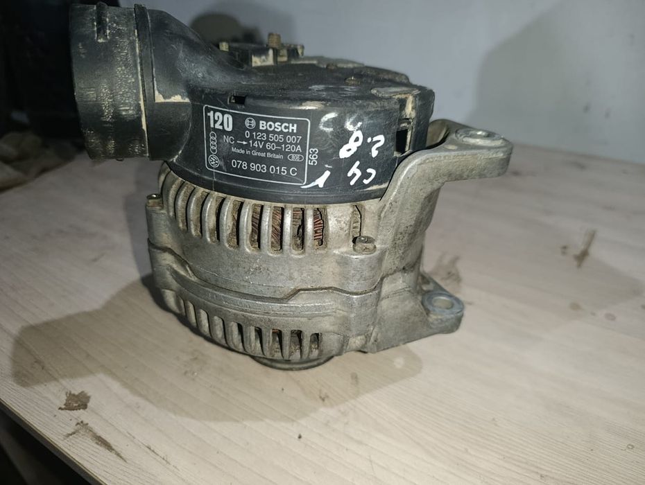 Генератор стартер на Ауди 100 80 А6