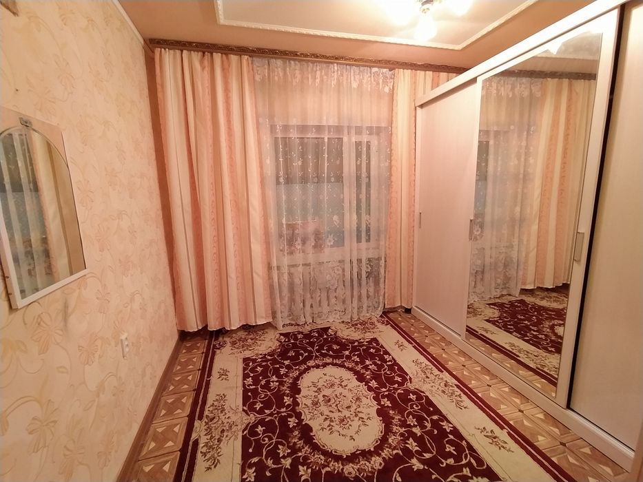 Продаётся 4 комнатная квартира,