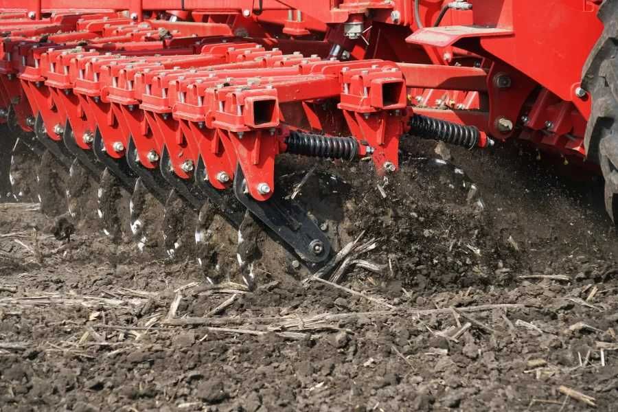 Semanatori de paioase (cereale) ALFA 4 NO-TILL Semi-tractat Latimea de lucru: 4 m NOU Garantie Livrare rapida