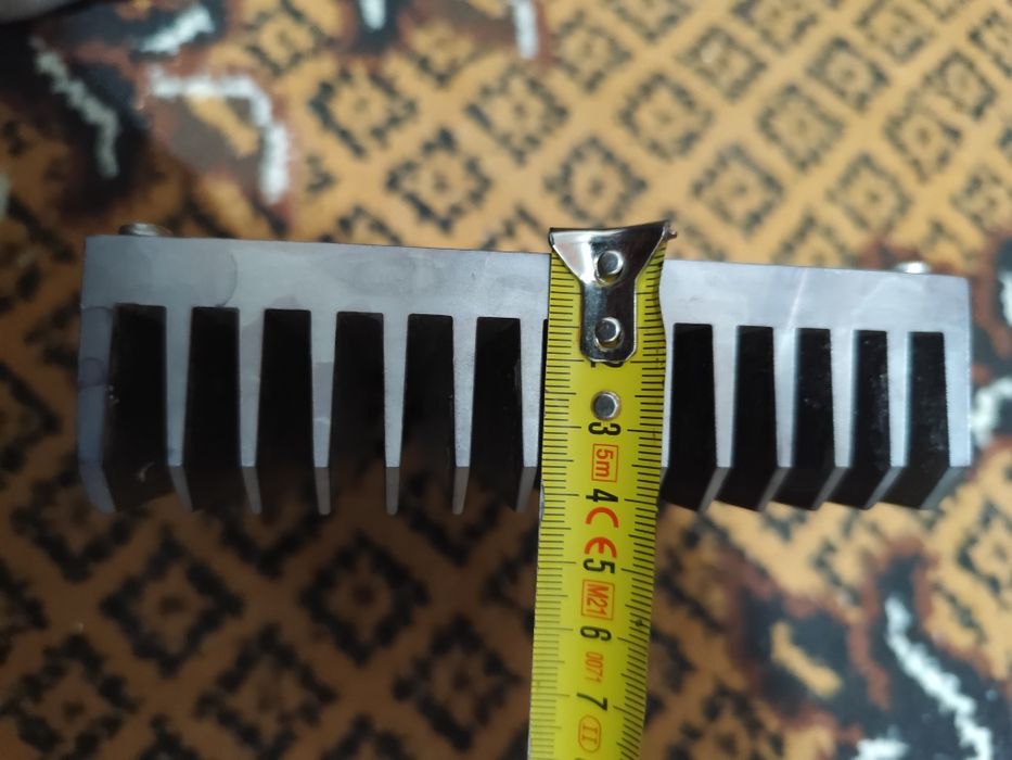 Sursă Radiator aluminiu profesional