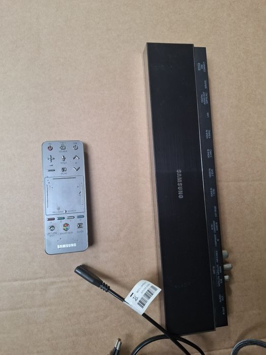Продавам 65" 4K Ultra HD Smart телевизор Samsung UE65F9000SL