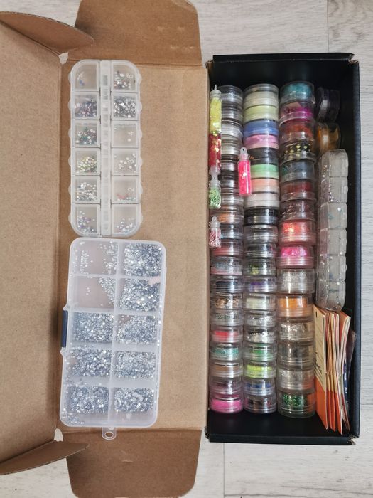 Блёстки, стразы, глиттер, наполнитель для декора