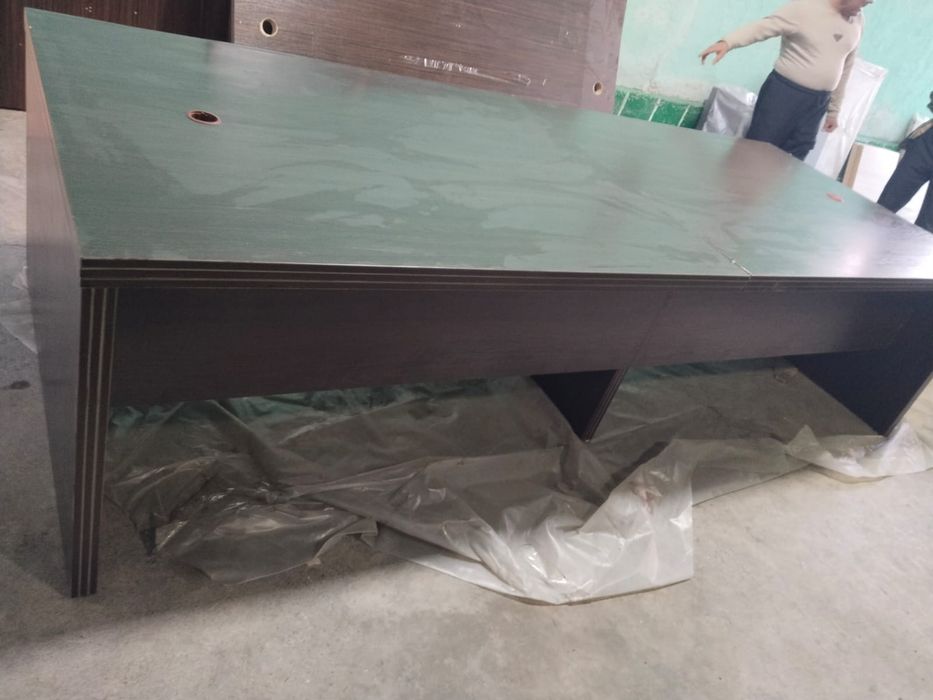 Столы компьютерные