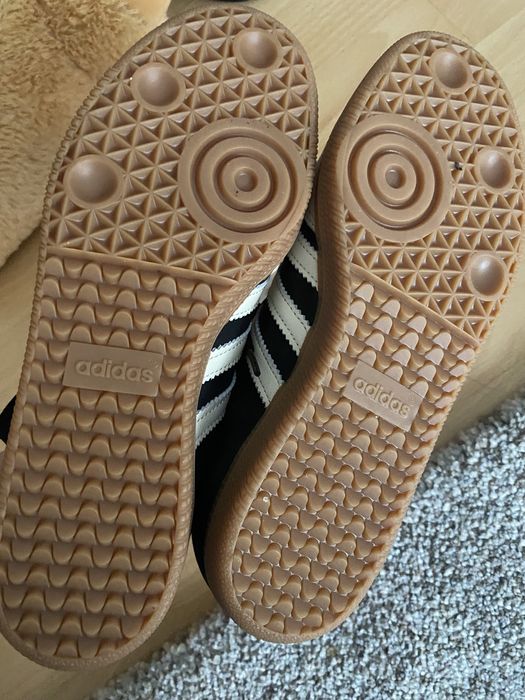 Sneakers adidas Samba, noi