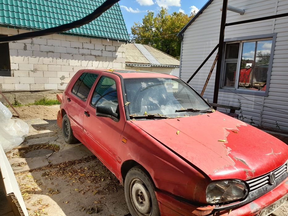 Продам Гольф 3,1992г.в.