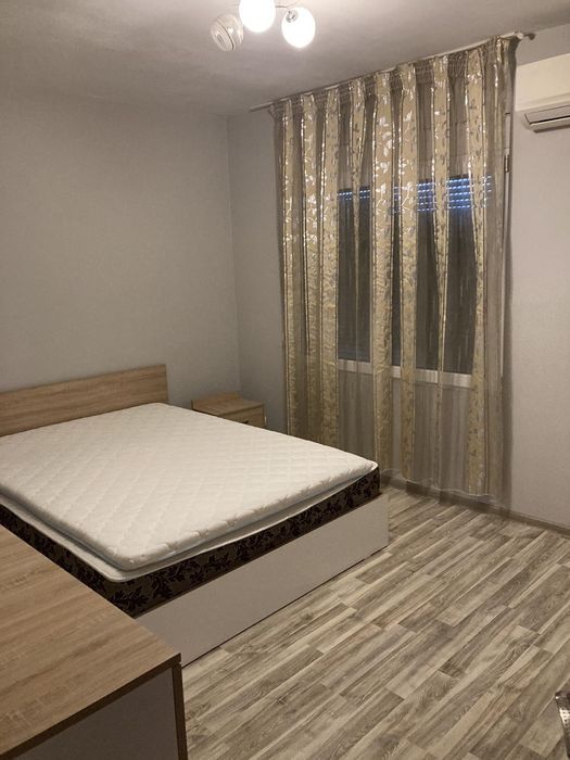 Дава се под наем Тристаен апартамент в Свиленград - 100 кв.м за 382.5 € - Снимка #4