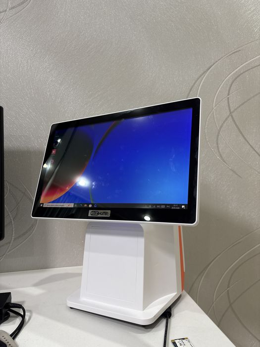 POS Сенсорный моноблок KUZHUMA Windows intel core i3 4/64 белый