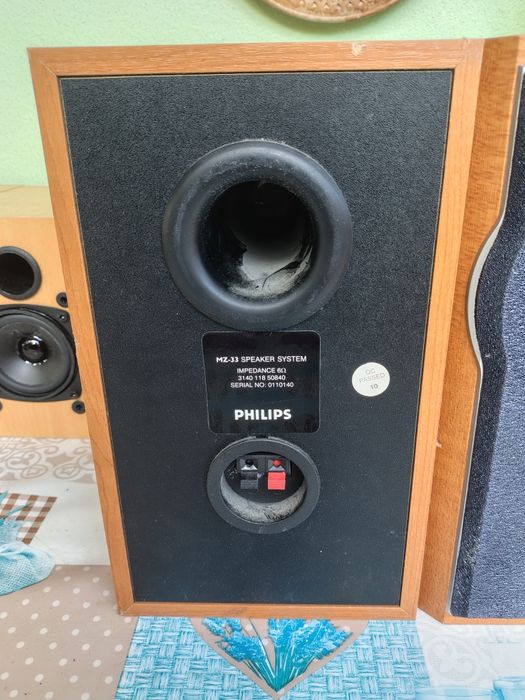 Vând boxe Philips