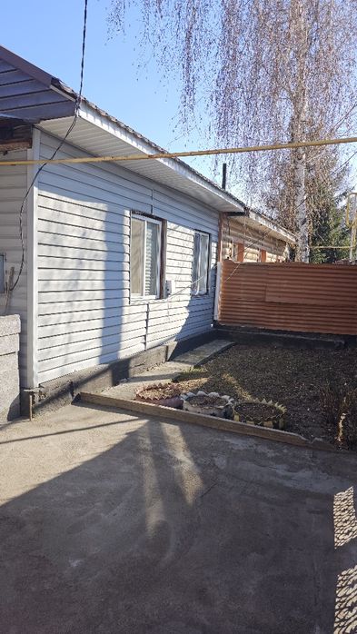 Дом в центре Талгара. Район Автостанции.