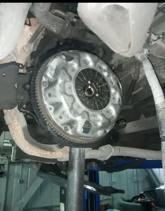 Продам nissan primera p10 1.6