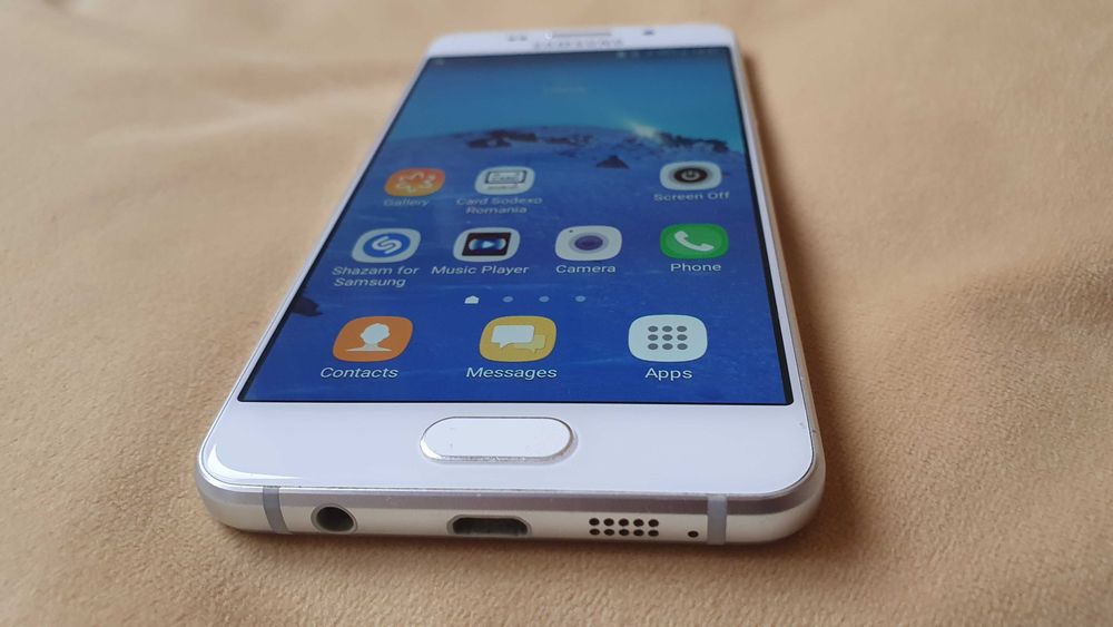 Vand Samsung A3 2016 ca nou
