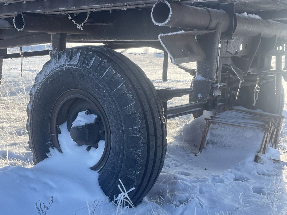 Прицеп пчеловодческий с уликами