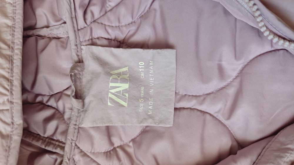 Куртка zara для девочки