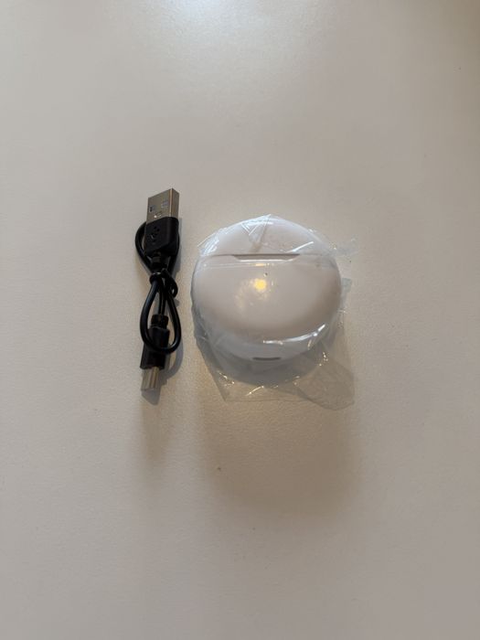 Căști Bluetooth (alb / negru)