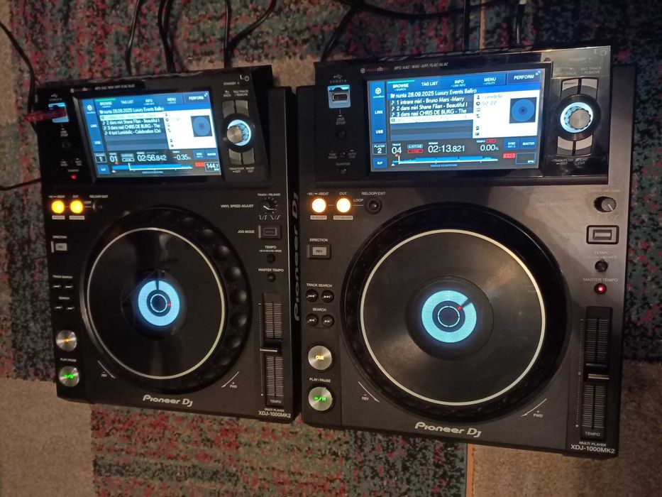 Pioneer xdj 1000 mk2 cu touch IMPECABILE cdj 2000 Nexus 2 playere dj