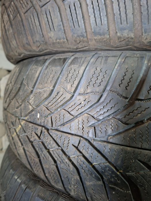 Продам шины. 195/65/15 кумхо