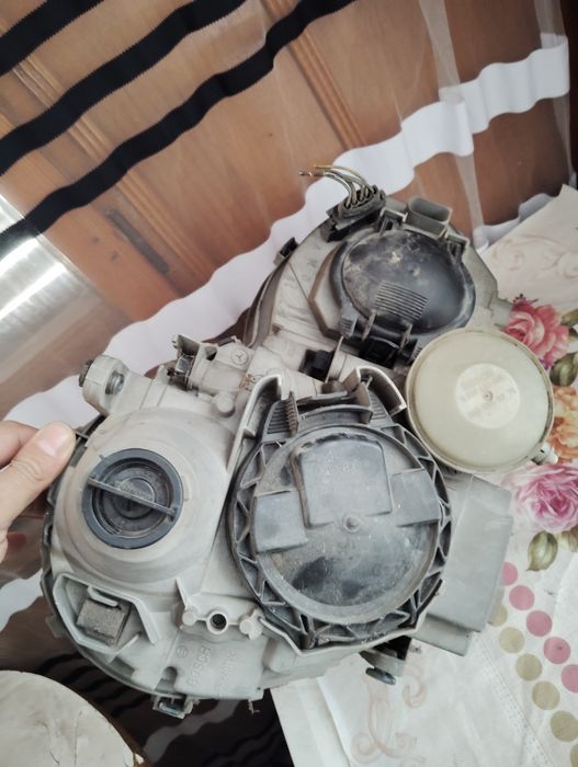 Ляв фар за Мерцедес w203