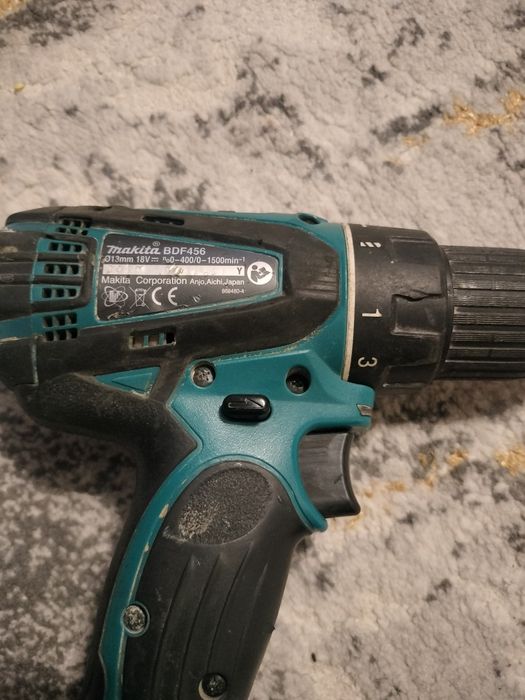 Makita 18 volți corp filetanta