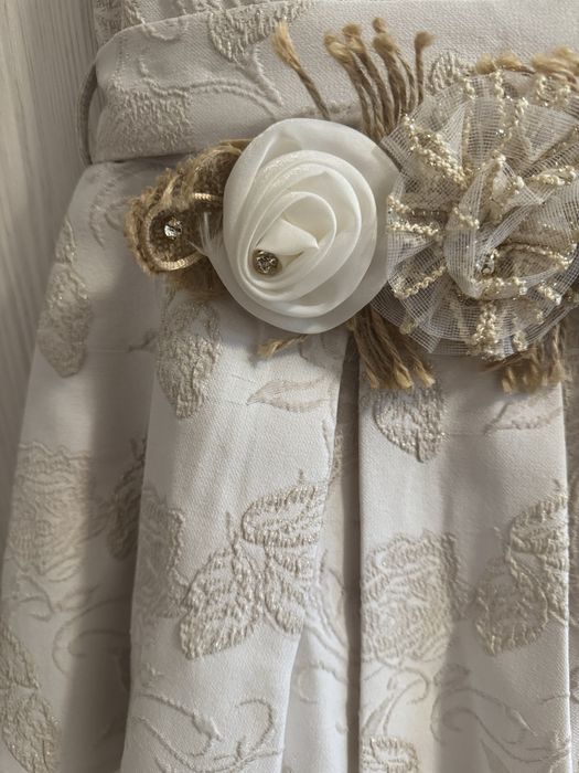 Продам платье на девочку