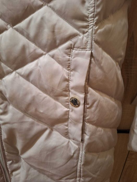 Geaca groasa cu puf de gasca mar.S