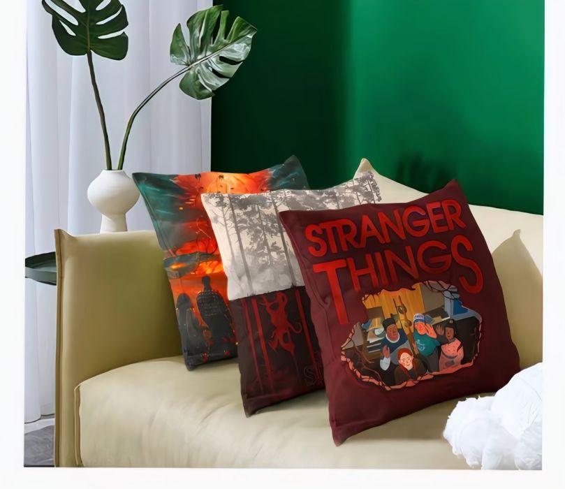 Подушка декоративная, Stranger things