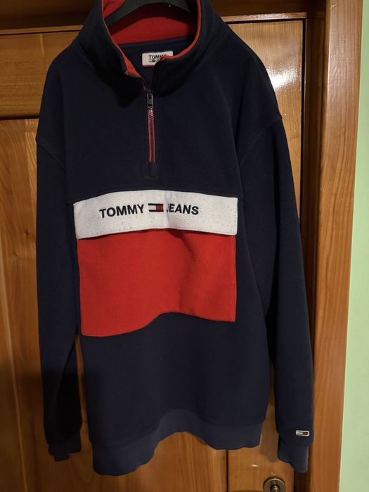 Tommy Jeans Pulover Size M Fit L