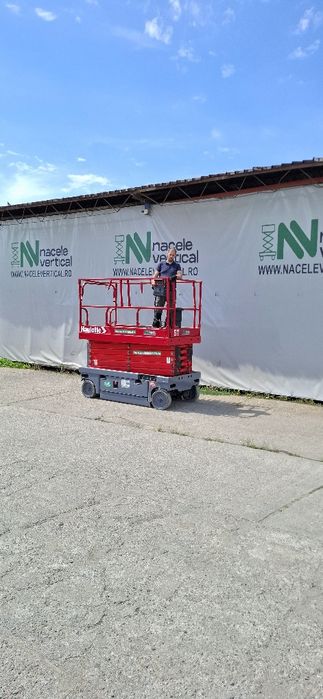 Nacela foarfeca electrica de vanzare Haulotte Compact 14, 14m, an 2014, baterii noi, ISCIR, latime 1,2m, second hand, 7700 euro