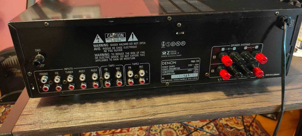 Denon PMA 720 stereo amplifier