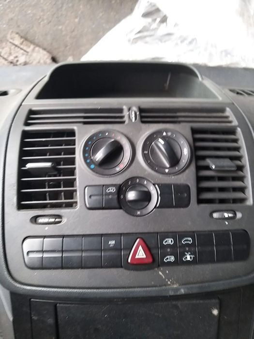 Panou Comanda AC pentru Mercedes Vito W639 din 2009, 2.2 Diesel