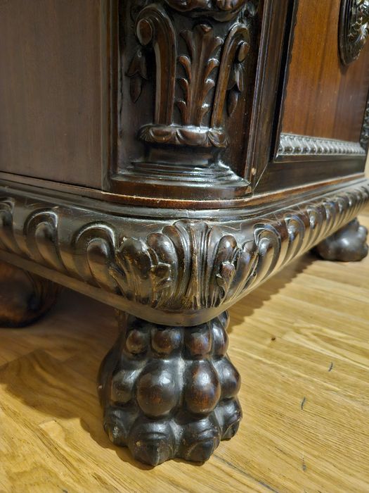 Продам напольные часы.