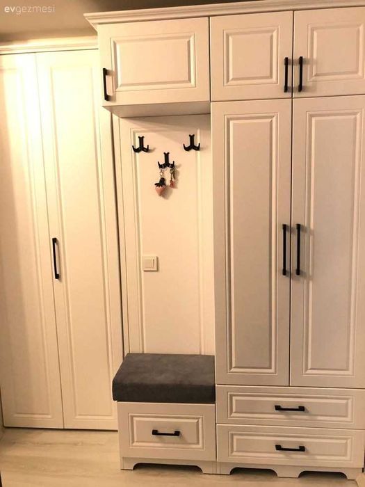 Шкаф для прихожие под размером в любой сложности, на заказ