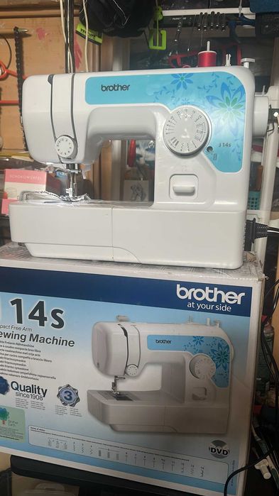 Masini de cusut si brodat Husqvarna , Pffaf , Brother , Singer