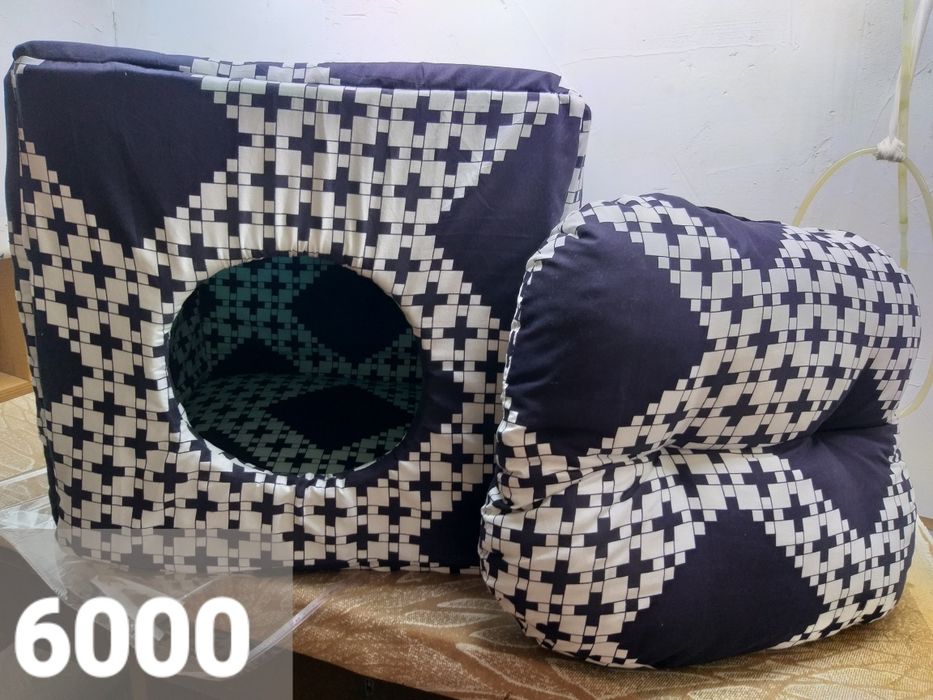 Лежаки для кошек и собак