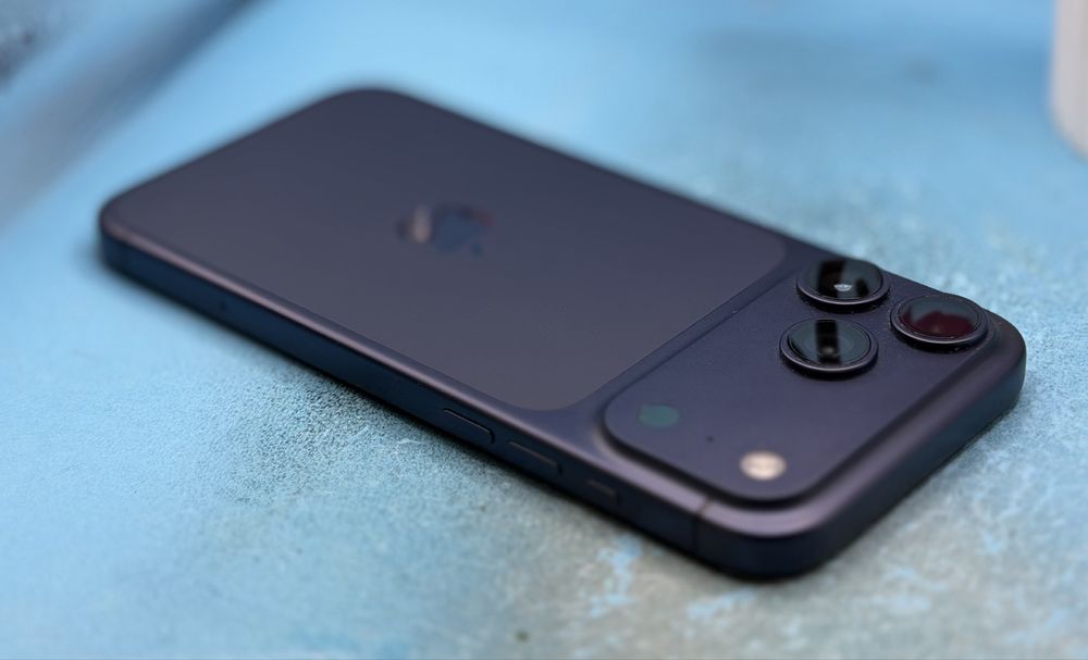 ГАРАНЦИОНЕН!!! Apple iPhone 17 Pro Max, 2TB, 5G, Deep Blue