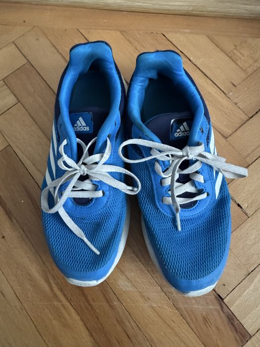Adidasi skechers 34
