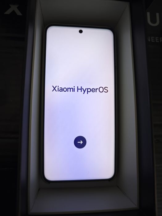 Xiaomi 14 Ultra (+photography kit +wireless charger)